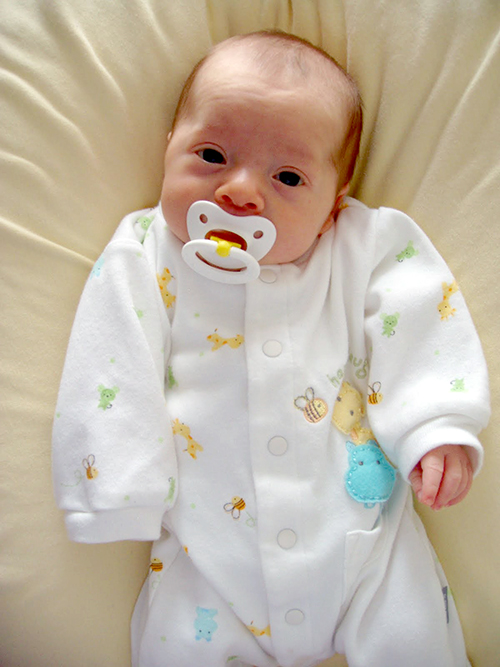 Parenting Advice: Infant using a pacifier